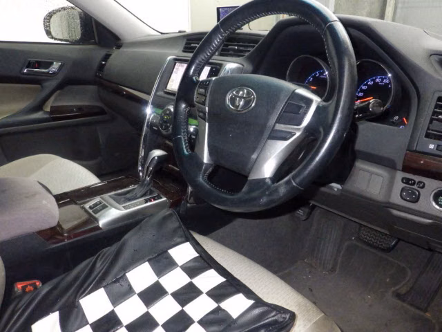 TOYOTA MARK X
