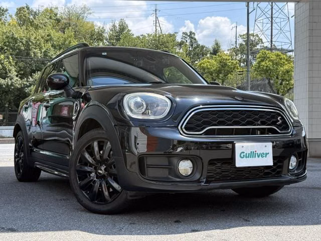 MINI Crossover