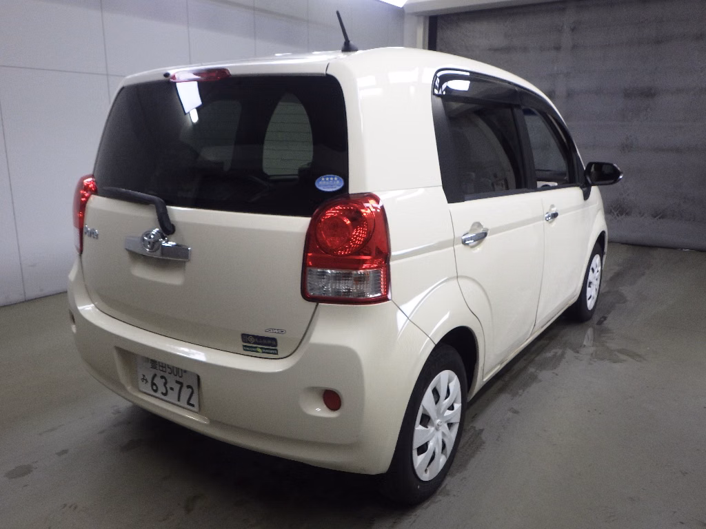 TOYOTA PORTE