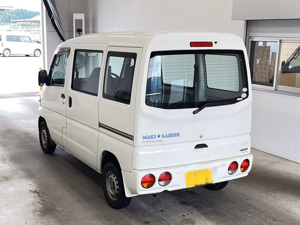 MITSUBISHI MINICAB