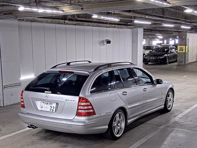MERCEDES-BENZ C-CLASS