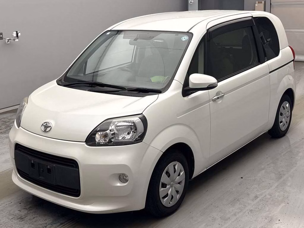 TOYOTA PORTE