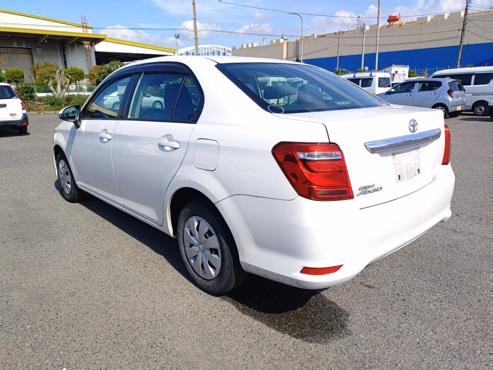 TOYOTA COROLLA AXIO