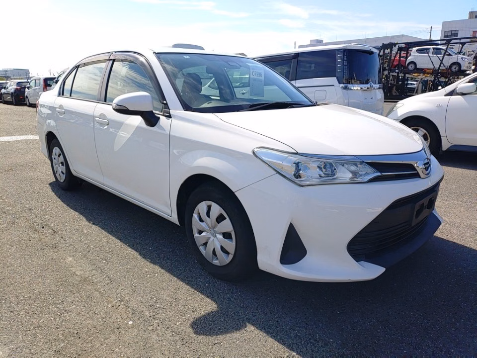 TOYOTA COROLLA AXIO