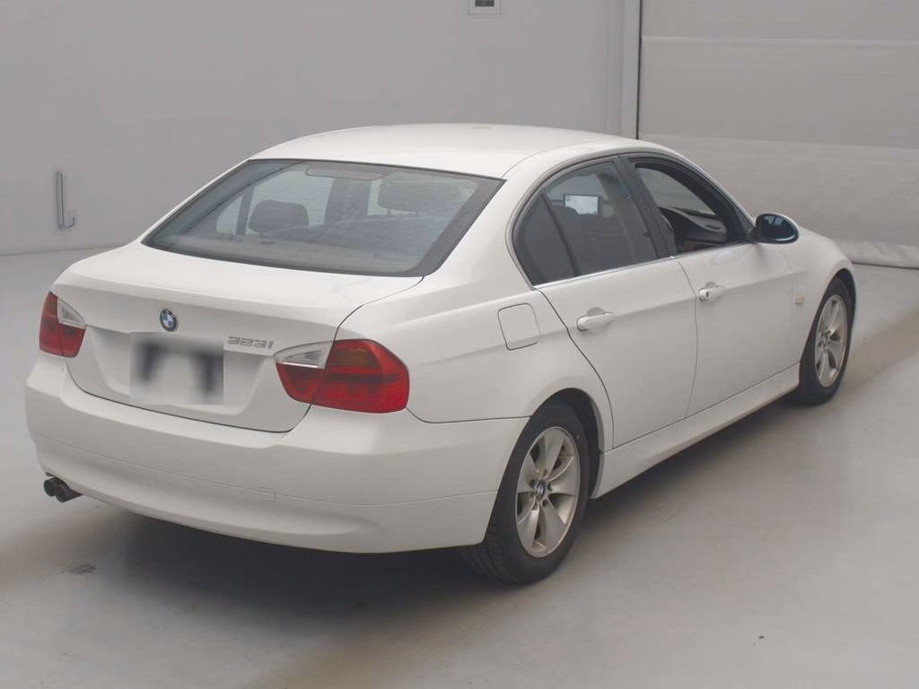 BMW 3-SERIES