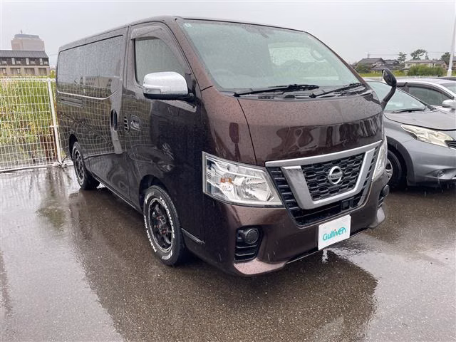 NISSAN NV350 CARAVAN