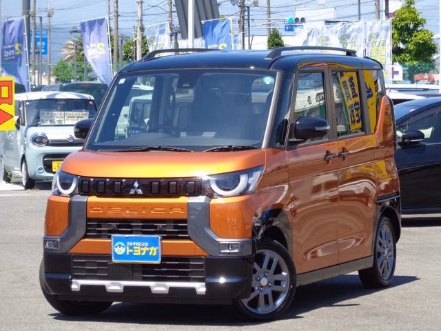 Mitsubishi Delica Mini