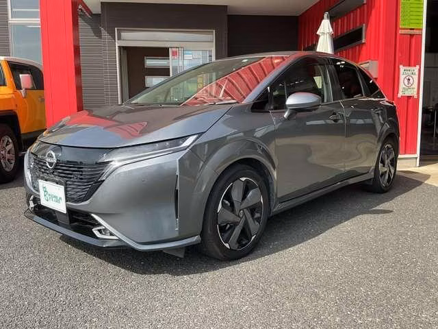 Nissan Aura