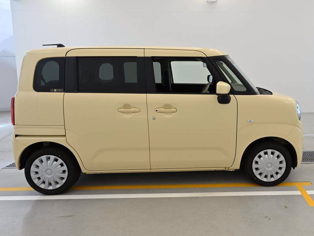 SUZUKI WAGON R SMILE