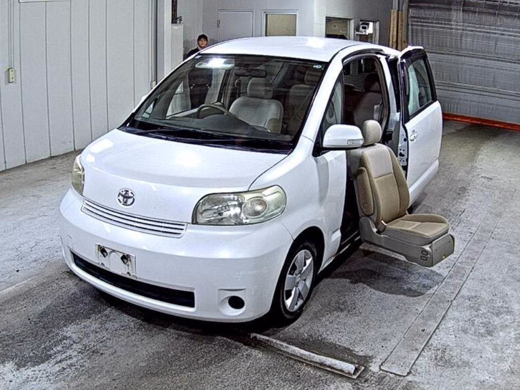 TOYOTA PORTE