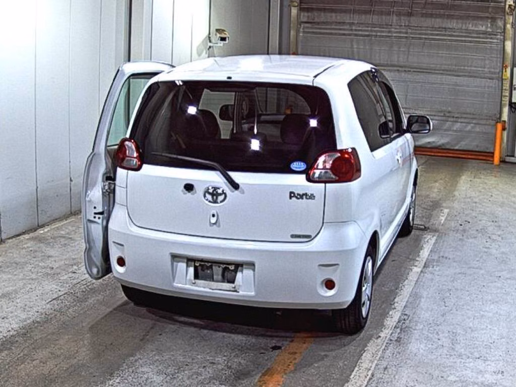 TOYOTA PORTE