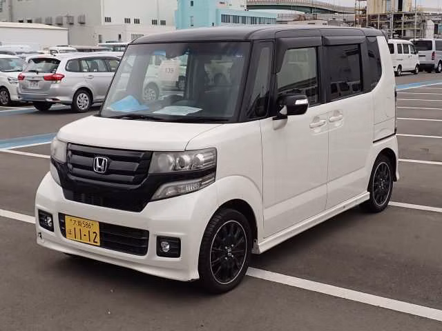 HONDA N-BOX