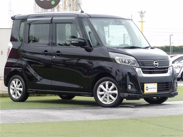 Nissan DAYZ Roox