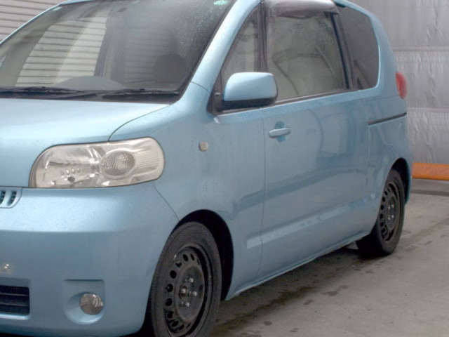 TOYOTA PORTE