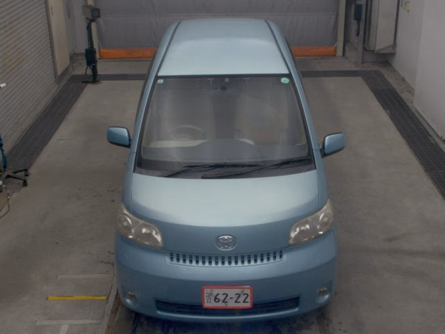 TOYOTA PORTE