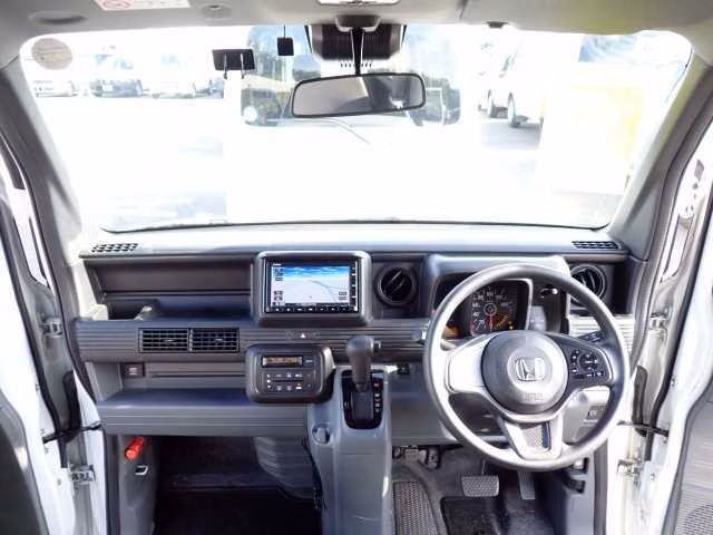HONDA N-VAN
