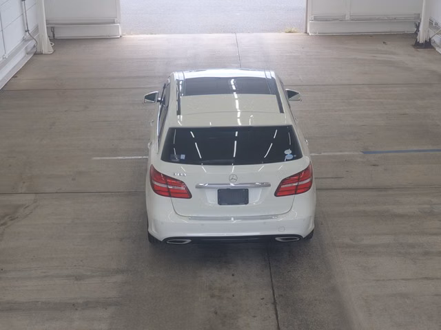 MERCEDES-BENZ B-CLASS