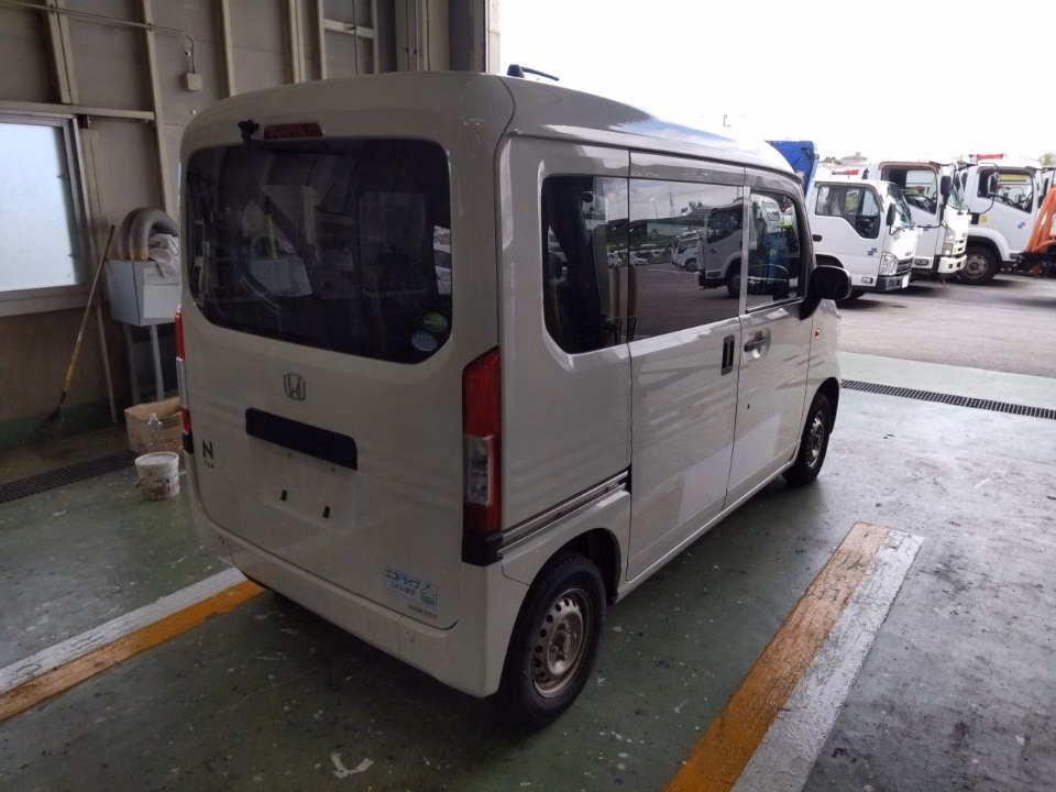 HONDA N-VAN