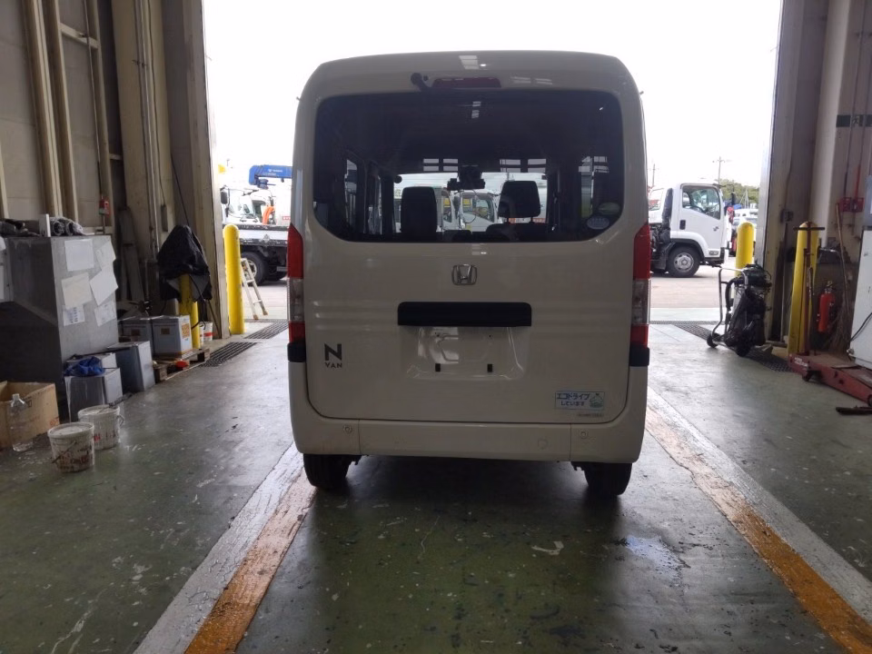 HONDA N-VAN