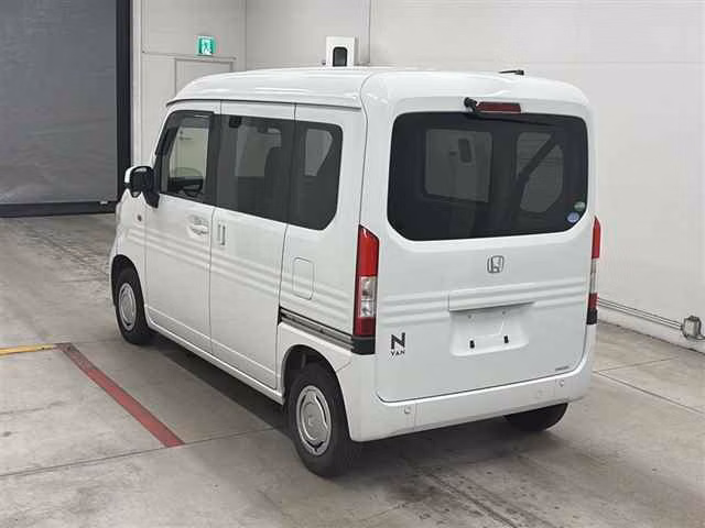 HONDA N-VAN