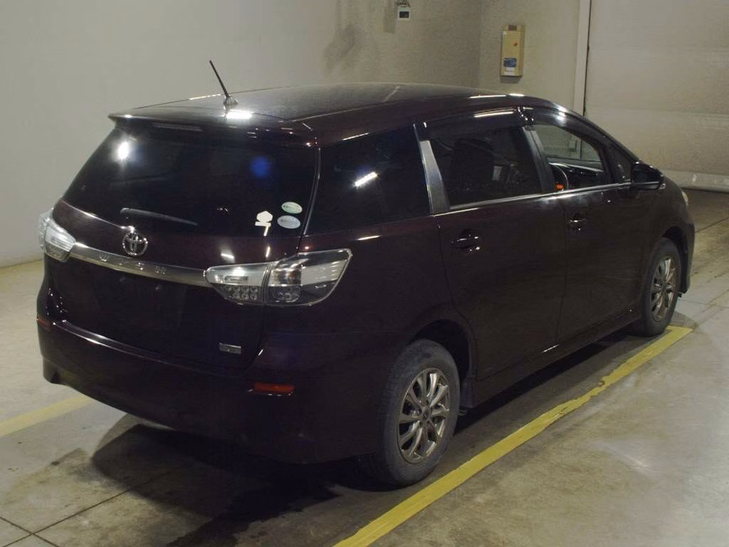 TOYOTA WISH