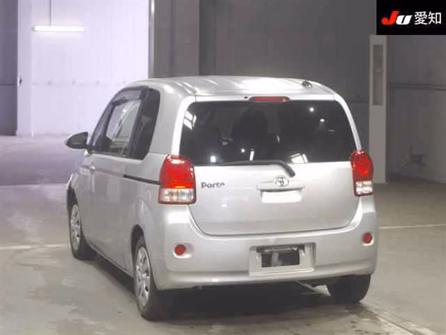 TOYOTA PORTE
