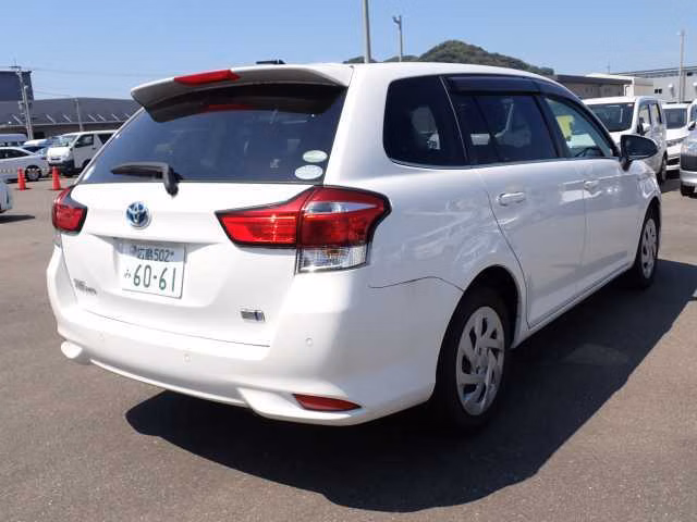 TOYOTA COROLLA FIELDER