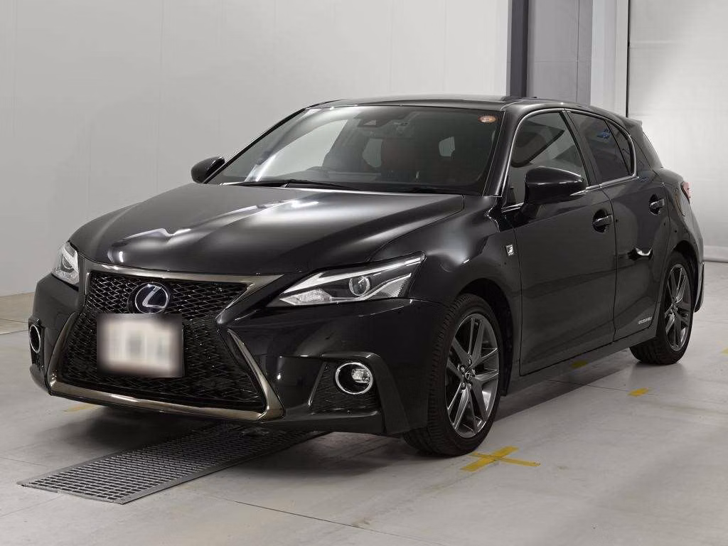 Lexus CT200h