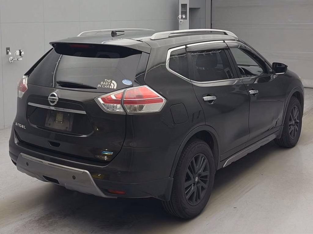 NISSAN X-TRAIL