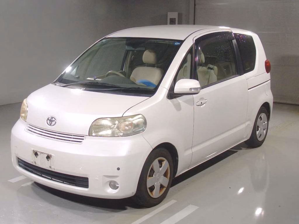 TOYOTA PORTE