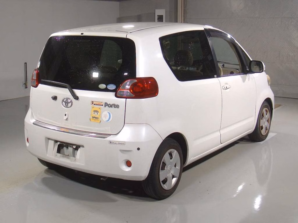 TOYOTA PORTE