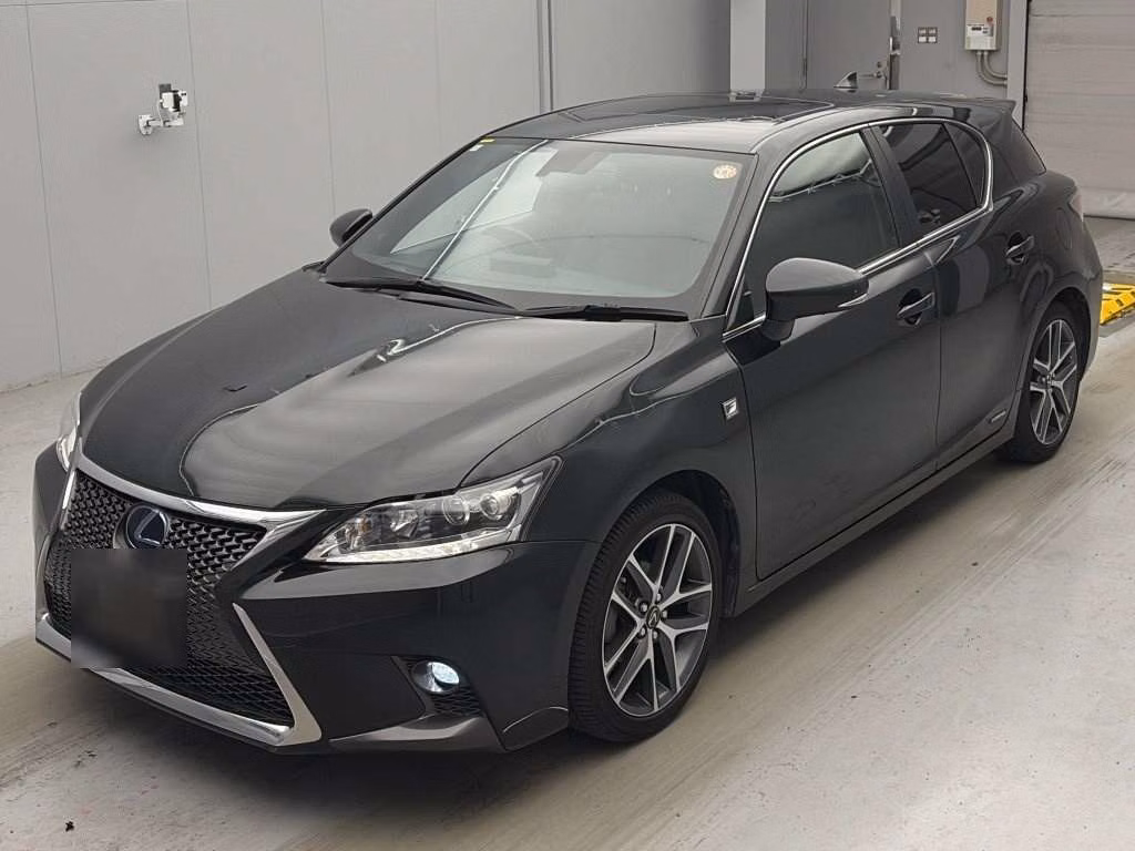 Lexus CT200h