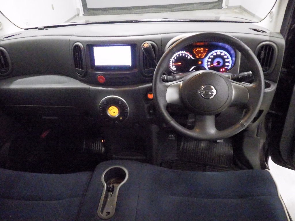 NISSAN CUBE