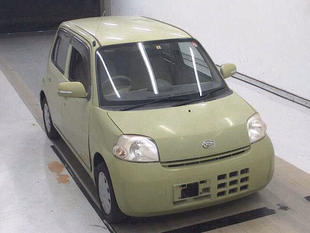DAIHATSU ESSE