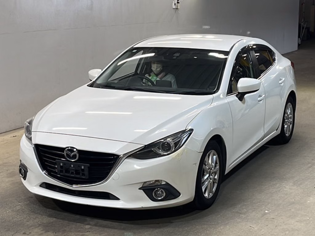MAZDA AXELA