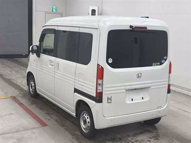 HONDA N-VAN