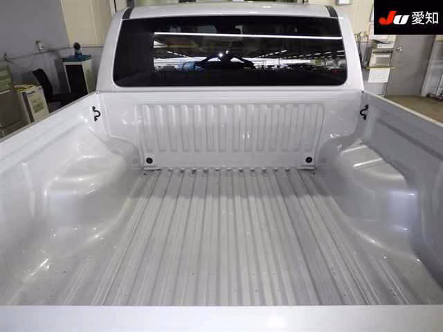 MITSUBISHI TRITON