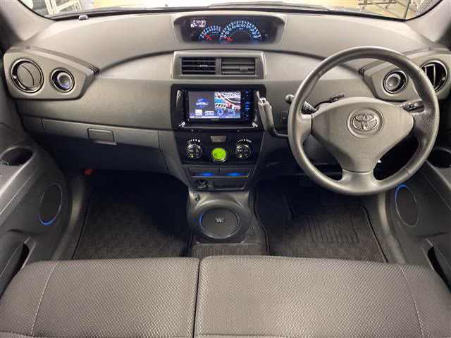 TOYOTA BB