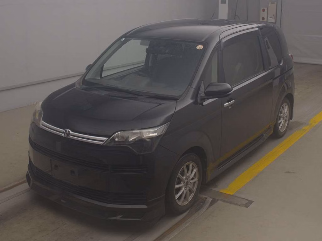 TOYOTA SPADE