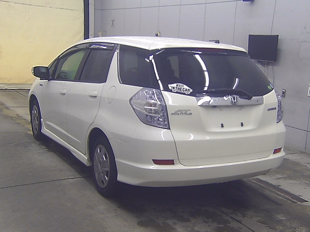 HONDA FIT SHUTTLE
