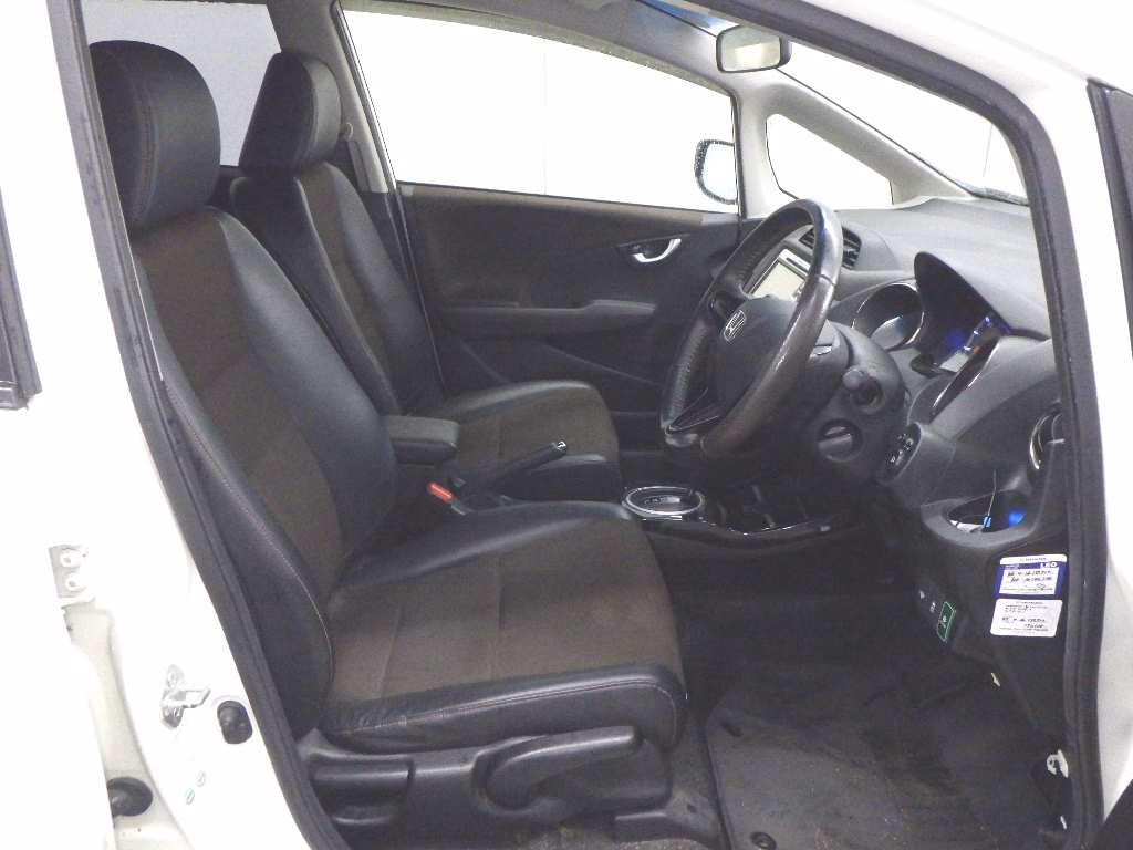 HONDA FIT SHUTTLE