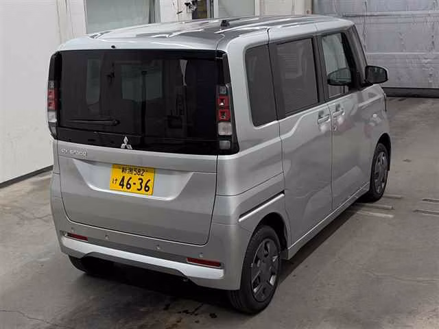 MITSUBISHI EK SPACE