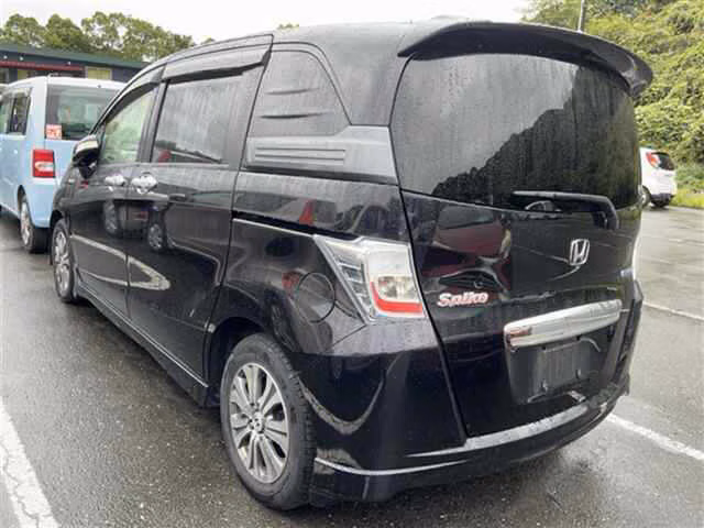 HONDA FREED SPIKE