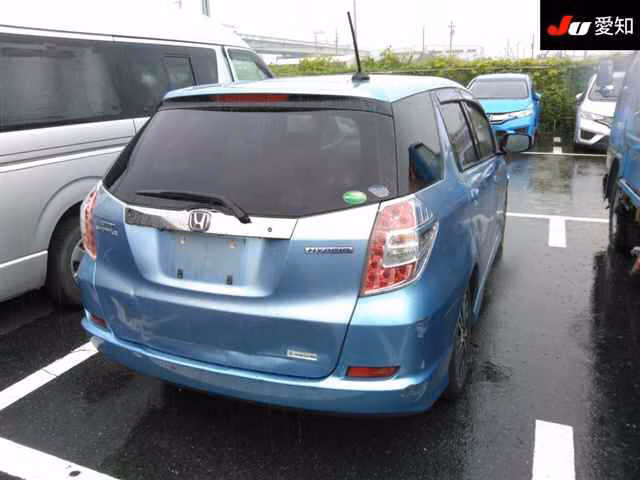 HONDA FIT SHUTTLE