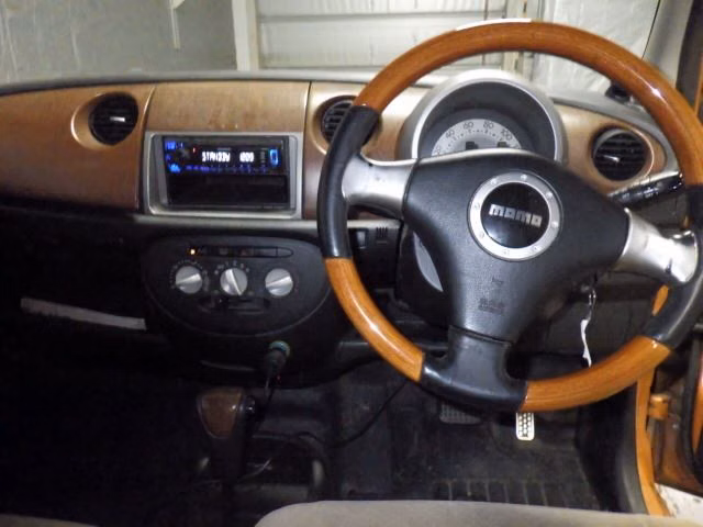 DAIHATSU MIRA GINO