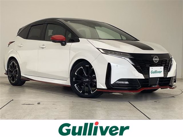 Nissan Aura