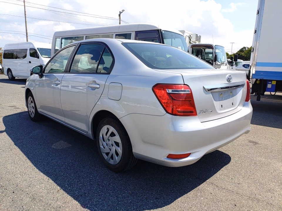 TOYOTA COROLLA AXIO