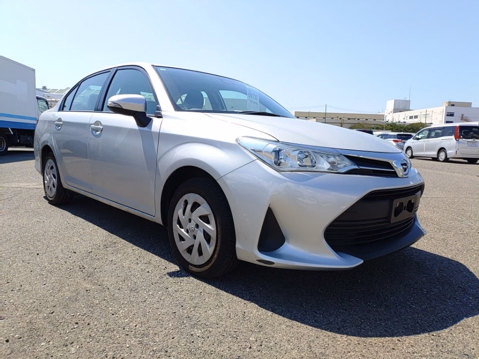 TOYOTA COROLLA AXIO