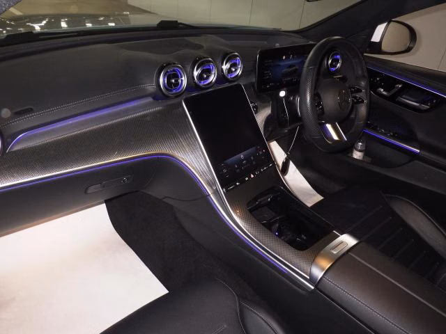 MERCEDES-BENZ C-CLASS
