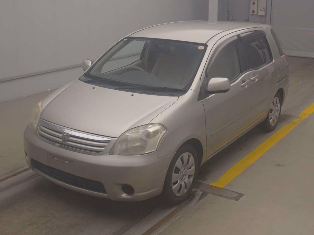 TOYOTA RAUM